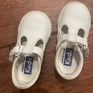 Toddler girl size 5 keds shoes